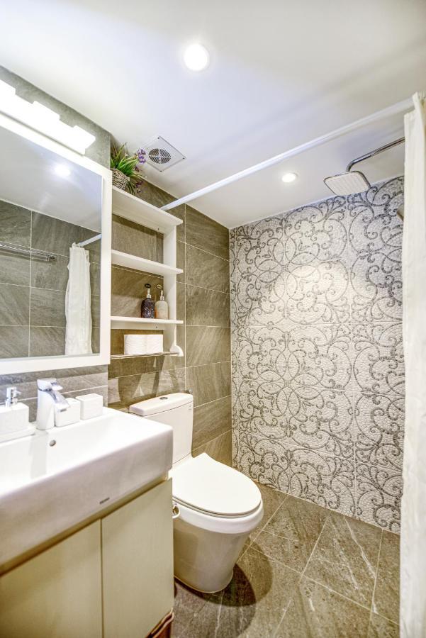 Ty House Apartment Managed By Lily Home Hanoi Bagian luar foto