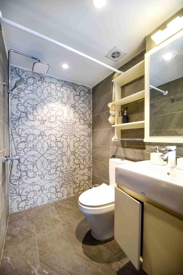 Ty House Apartment Managed By Lily Home Hanoi Bagian luar foto