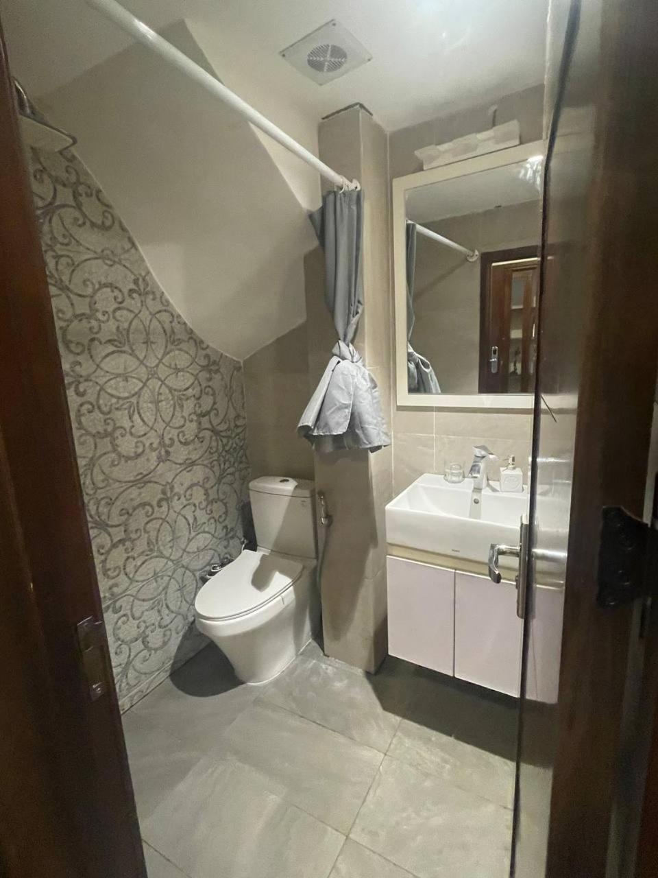 Ty House Apartment Managed By Lily Home Hanoi Bagian luar foto