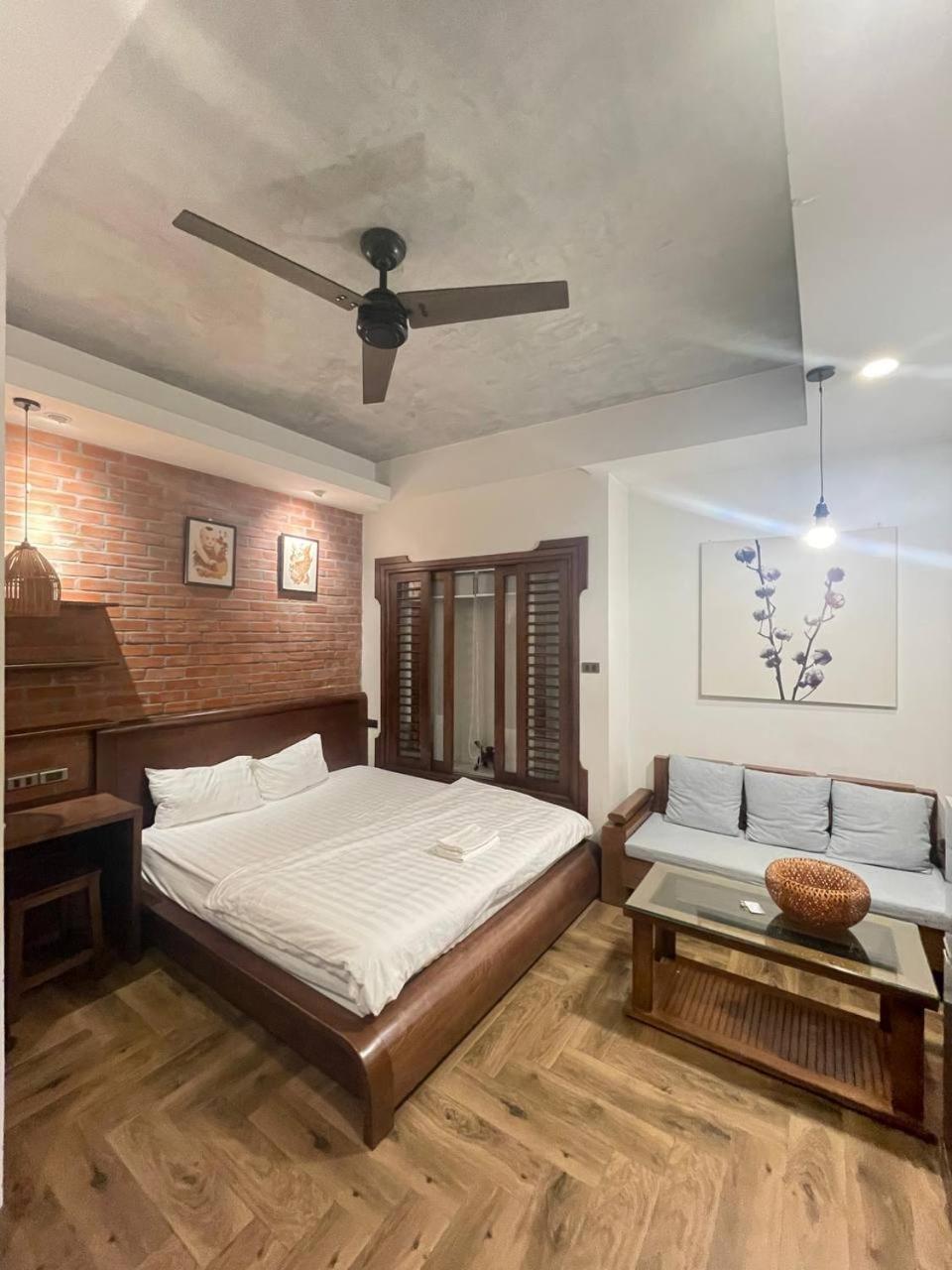 Ty House Apartment Managed By Lily Home Hanoi Bagian luar foto